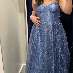 Elegant Blue Strapless Gown